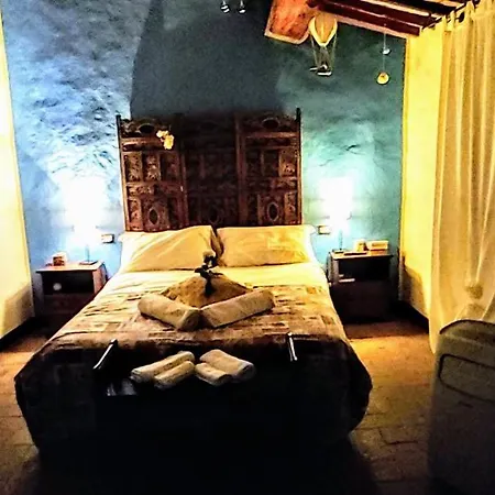 Le Undici Lune Bed & Breakfast *