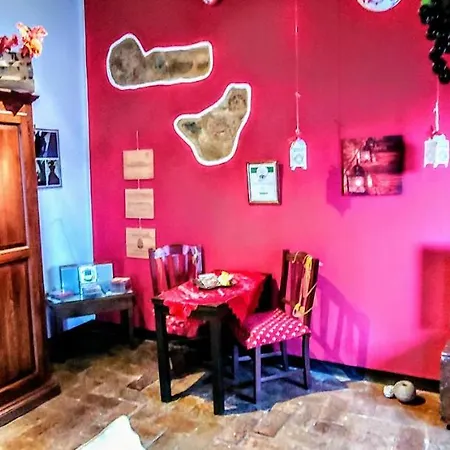 Le Undici Lune Bed & Breakfast *